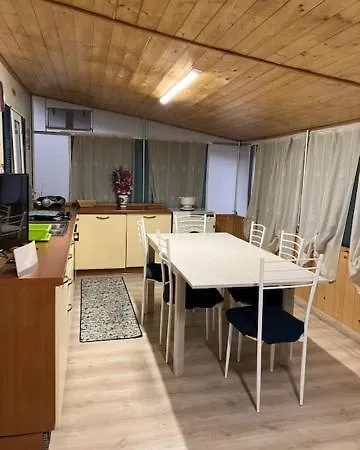 Üdülőpark Villaggio Turistico Maderno Toscolano Maderno